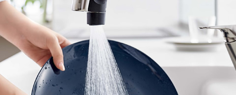 タッチレス水栓